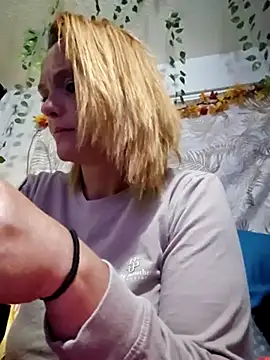 Snapshot of Dixiefaye_Pika chatting on 03-23-25, 05:54 Dixiefaye Pika online show from 03-23-25, 05:54