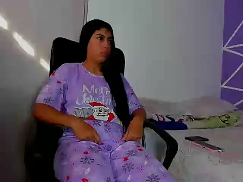 Snapshot of skinnyanai2 chatting on 12-02-25, 01:17 skinnyanai2 online show from 12-02-25, 01:17