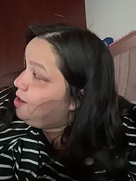 Snapshot of Venus_queenn chatting on 02-23-26, 05:21 Venus queenn online show from 02-23-26, 05:21