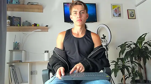 manucute 23  online show from 11-29-25, 05:49