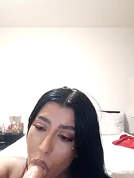 GiseleReine online show from 02-11-25, 04:13