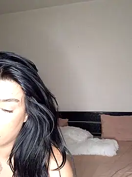 GiseleReine online show from 03-13-25, 07:06