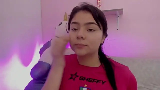 Oriana Guzman online show from 04-30-26, 04:30