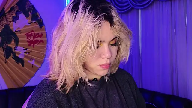 albaismynameX online show from 04-24-26, 12:07