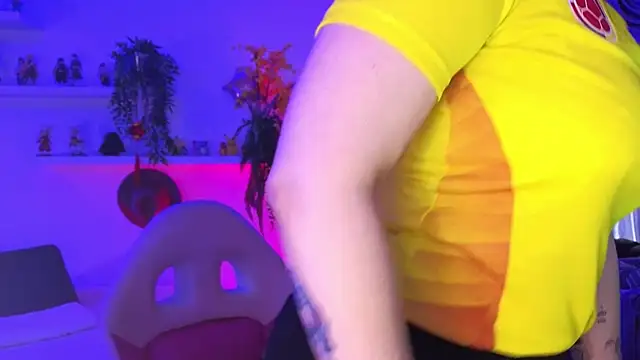 albaismynameX online show from 06-27-26, 12:22