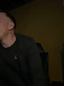 Zsombo21cm online show from 04-19-26, 04:39