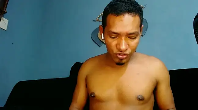 Grandeygruesa1 online show from 01-05-25, 06:45