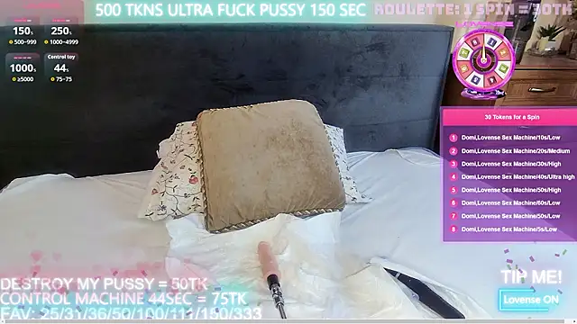 Snapshot of HotBaby666 chatting on 01-18-26, 10:24 HotBaby666 online show from 01-18-26, 10:24