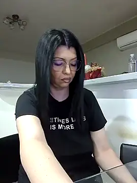 Milf Abigail online show from 01-28-25, 12:05