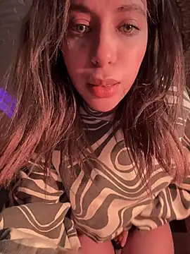 Snapshot of ORLA86 chatting on 11-14-25, 04:44 ORLA86 online show from 11-14-25, 04:44