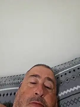 Snapshot of polla_calientes47 chatting on 10-23-25, 08:18 polla calientes47 online show from 10-23-25, 08:18