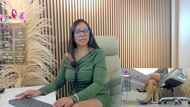 lulu 072 online show from 11-25-25, 12:10