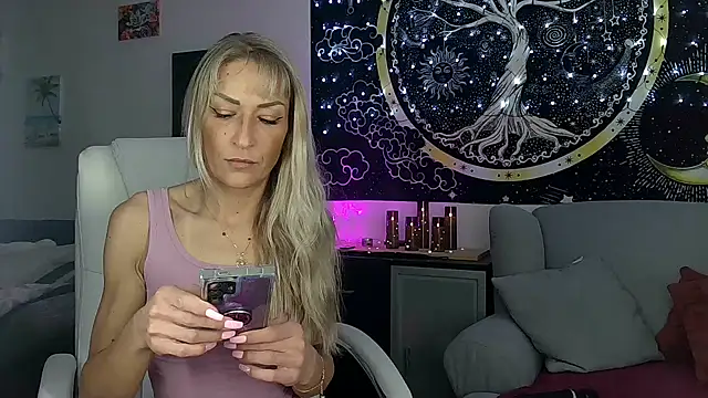 SexxyLiviaa online show from 01-24-25, 06:35