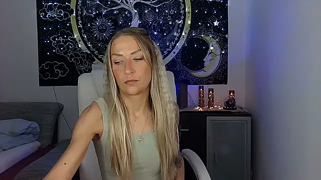 SexxyLiviaa online show from 10-07-25, 07:33