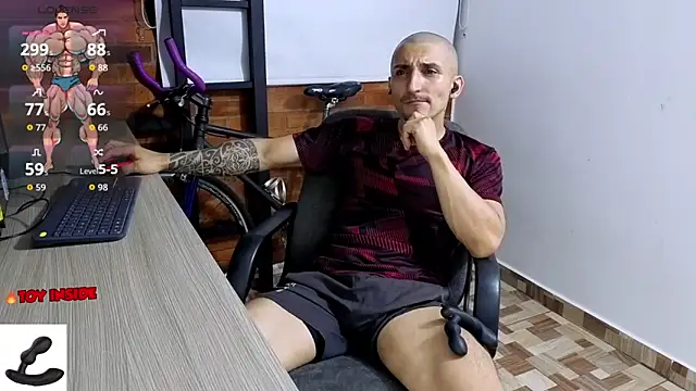 Marck Muscle online show from 11-17-25, 11:21