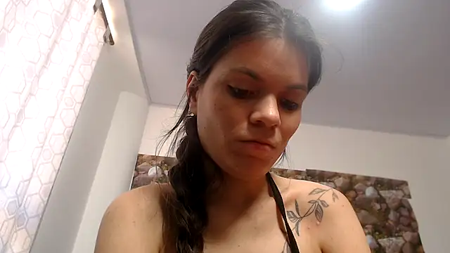 Karla sweed online show from 03-09-26, 02:43