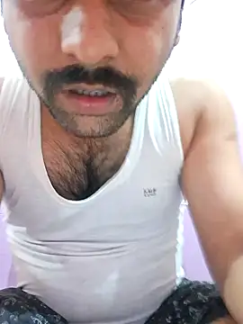 Snapshot of GlassBarge9 chatting on 01-12-25, 02:19 GlassBarge9 online show from 01-12-25, 02:19