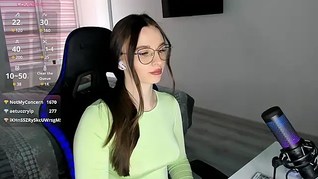 MCfly 11 online show from 03-09-25, 12:09