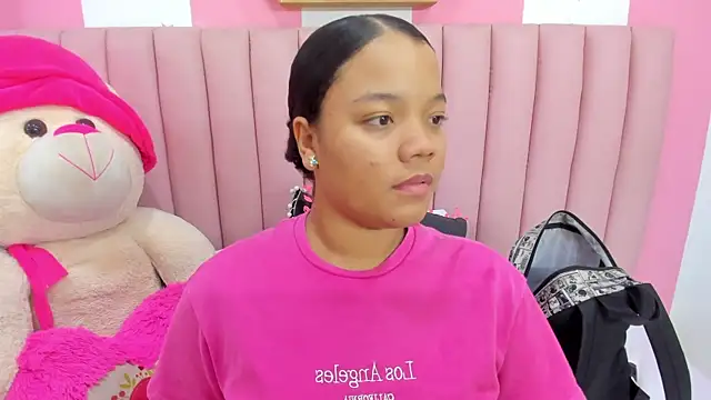 ISABELLA 020 online show from 11-14-25, 02:05