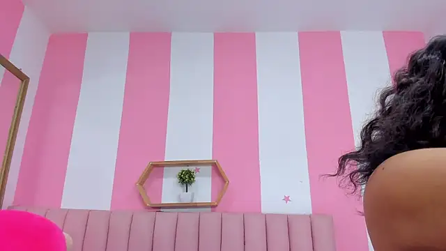 ISABELLA 020 online show from 02-04-26, 12:33