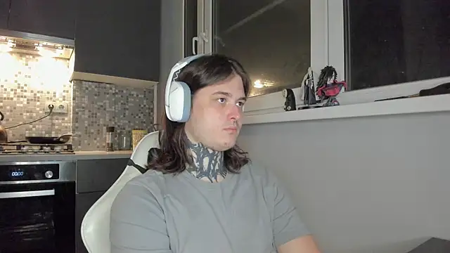  torfin  online show from 03-15-25, 01:19