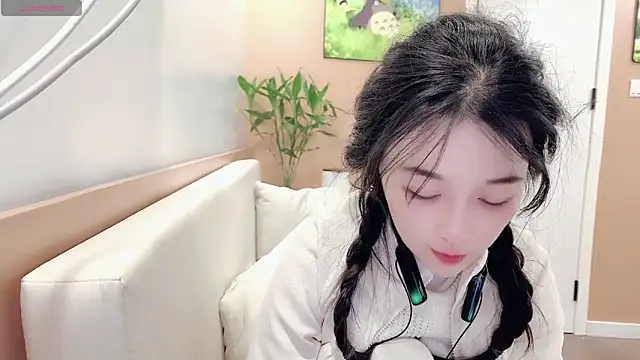 AKiKi711 online show from 02-14-26, 03:20