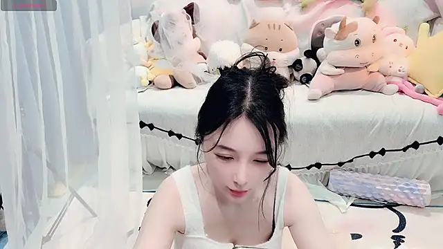 AKiKi711 online show from 02-28-26, 04:57