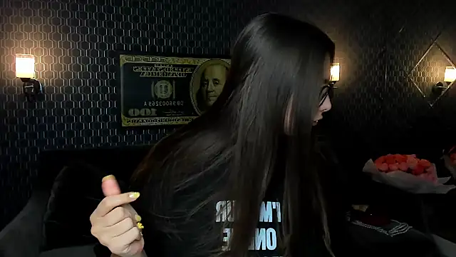 Snapshot of _extraterrestrial_ chatting on 10-02-25, 06:37 extraterrestrial online show from 10-02-25, 06:37