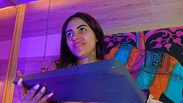 Cori Paige online show from 02-11-26, 04:06