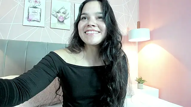 Snapshot of zara__sweet chatting on 01-03-25, 03:44 zara sweet online show from 01-03-25, 03:44