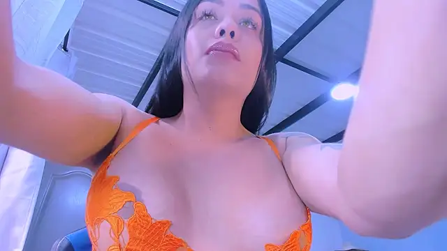 LatinVenuz online show from 10-28-25, 05:59