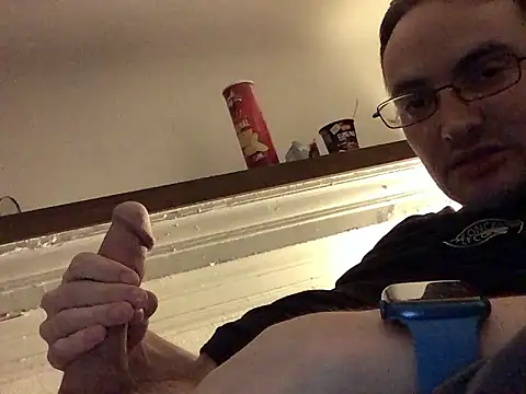 Snapshot of Hebrewhammers42 chatting on 12-08-24, 11:08 Hebrewhammers42 online show from 12-08-24, 11:08