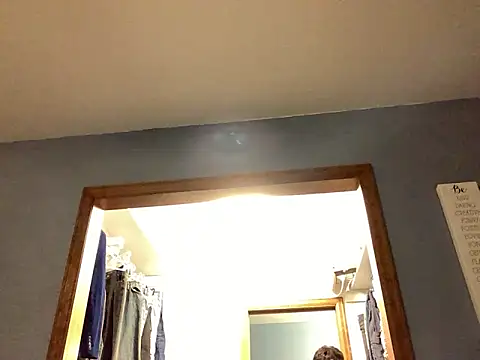 Snapshot of Hebrewhammers42 chatting on 03-03-25, 04:36 Hebrewhammers42 online show from 03-03-25, 04:36