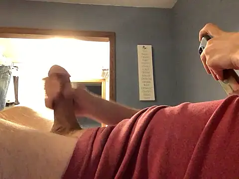 Snapshot of Hebrewhammers42 chatting on 03-12-25, 05:57 Hebrewhammers42 online show from 03-12-25, 05:57