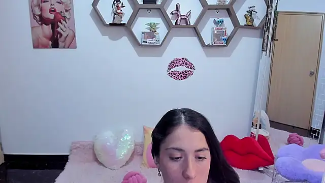 SharonSander online show from 05-15-26, 10:50