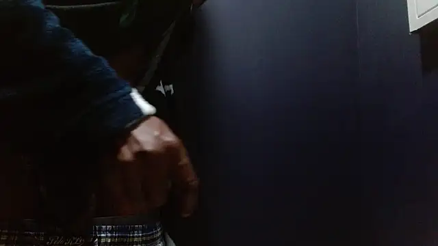 Snapshot of phbbcsham chatting on 11-30-25, 06:39 phbbcsham online show from 11-30-25, 06:39