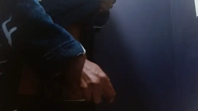 Snapshot of phbbcsham chatting on 12-02-25, 10:05 phbbcsham online show from 12-02-25, 10:05