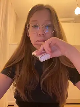 Eva Weyne online show from 12-05-24, 03:50