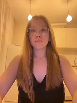 Eva Weyne online show from 10-22-25, 06:29