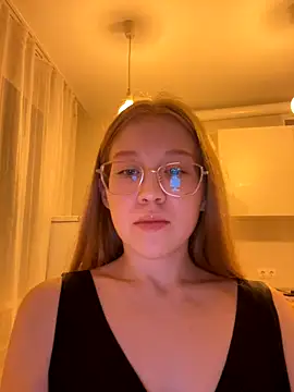 Eva Weyne online show from 11-15-25, 08:27