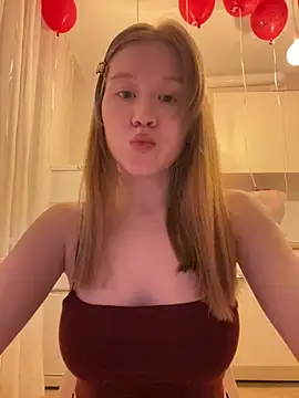 Eva Weyne online show from 03-28-26, 09:14