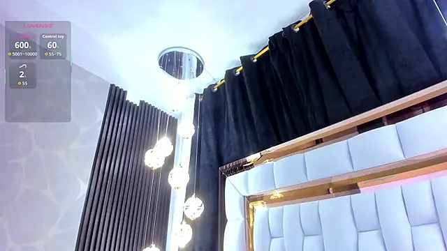 SarayRoyse online show from 11-24-25, 07:24