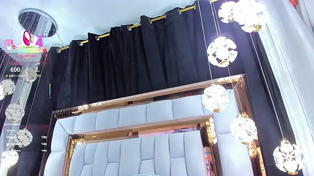 SarayRoyse online show from 12-22-25, 07:22