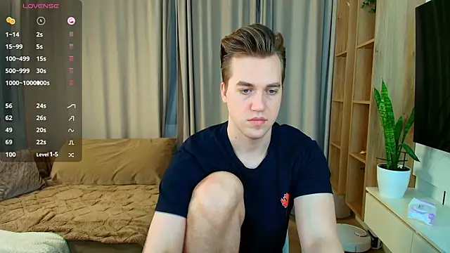 Snapshot of AustinButler chatting on 12-25-24, 07:56 AustinButler online show from 12-25-24, 07:56