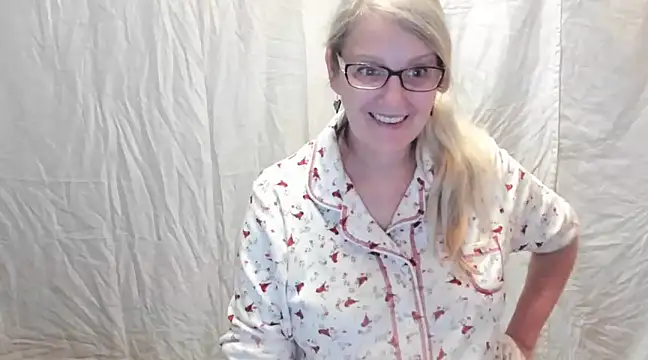 irinamaux online show from 02-19-25, 05:27