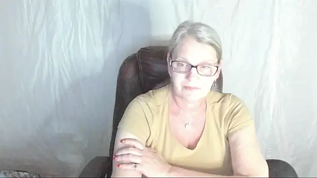 irinamaux online show from 03-05-25, 03:29