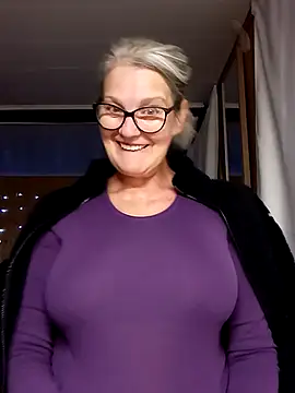 irinamaux online show from 09-13-25, 06:02