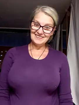 irinamaux online show from 09-25-25, 05:00