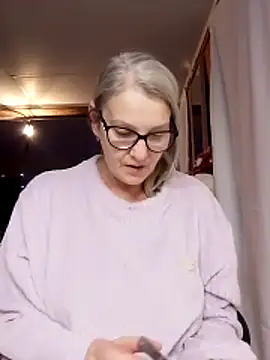 irinamaux online show from 11-04-25, 11:04