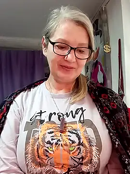 irinamaux online show from 02-18-26, 06:53